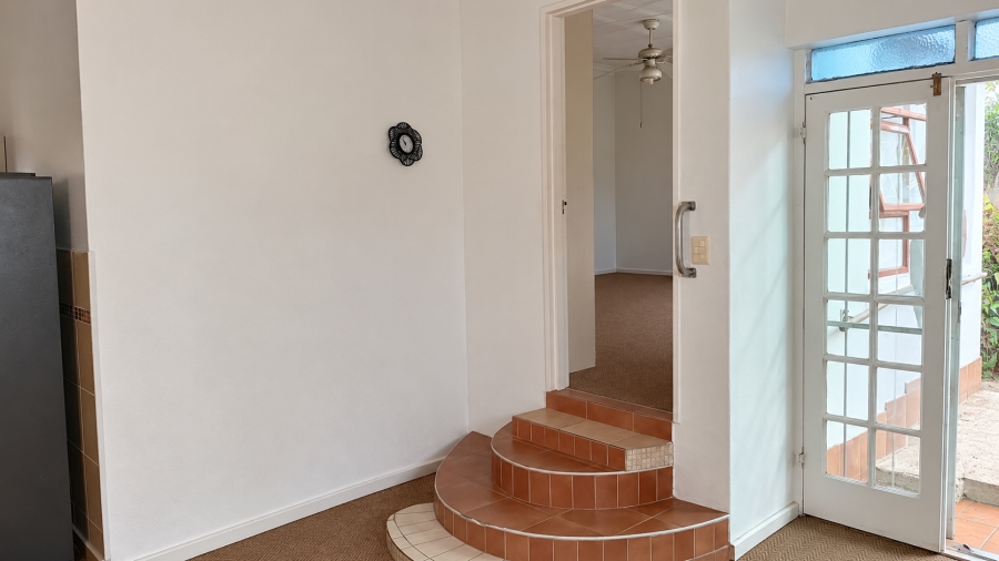 To Let 1 Bedroom Property for Rent in Beacon Bay Eastern Cape